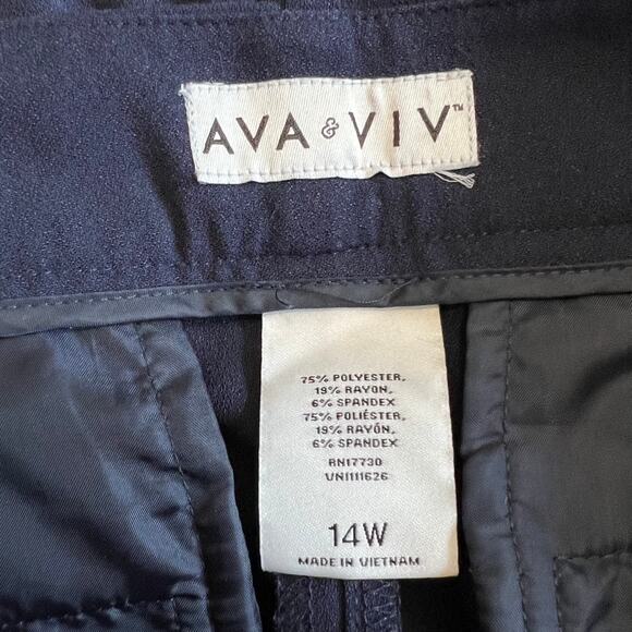 Ava & Viv Navy Wide Leg Gaucho Cropped Slacks Trouser Career Plus Size 14W - Picture 6 of 7